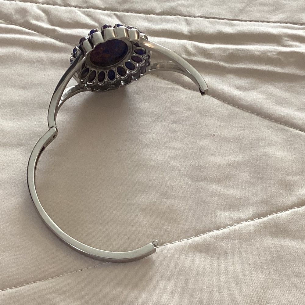 NWOT – Pure Stainless steel, Large round & oval Purple Dahlia bangle bracelet - Picture 13 of 16